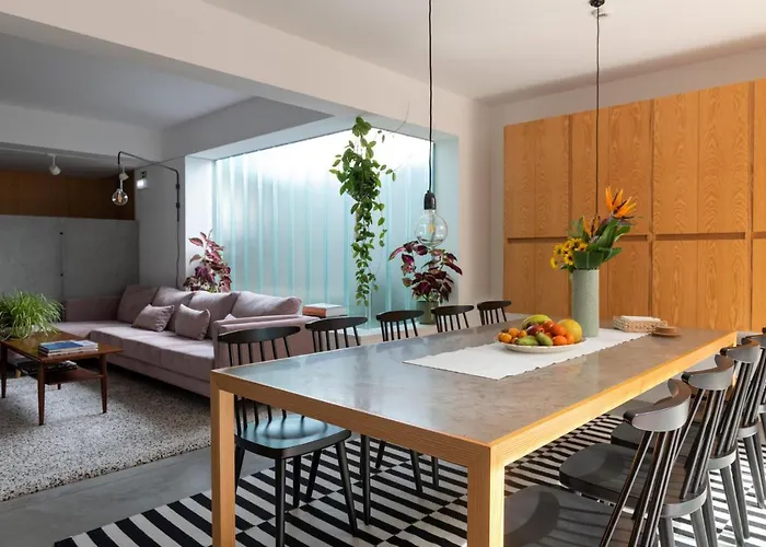 Δωμάτια σε οικογενειακή κατοικία Casa D'avo Dalina